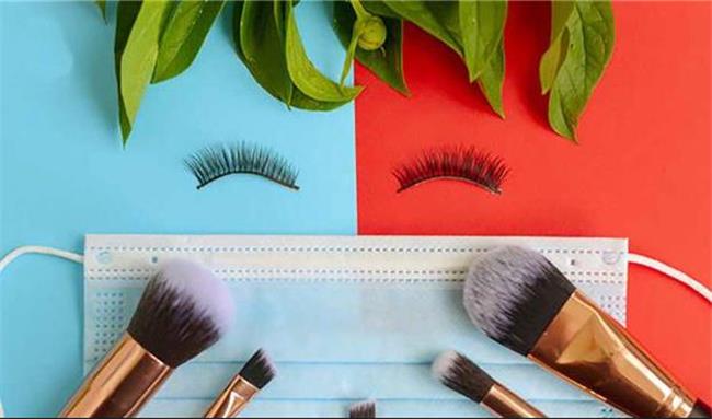 زنان ایرانی دیگر آرایش نمی کنند! / کاهش معنادار مصرف لوازم آرایشی