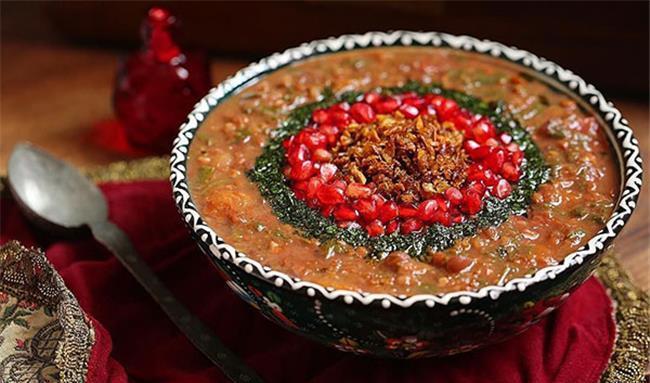 آش انار غذای مخصوص شب چله  + طرز تهیه