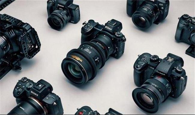 قیمت انواع دوربین‌های عکاسی + جدول